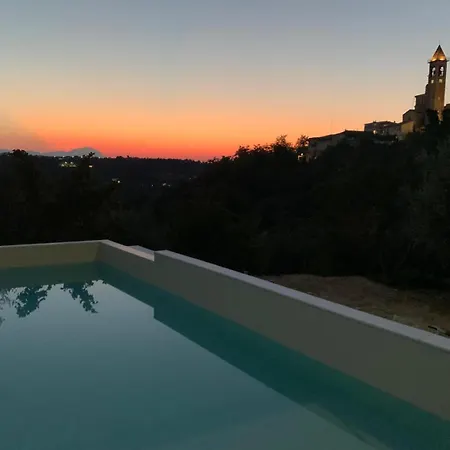 Casina Dami アパート *